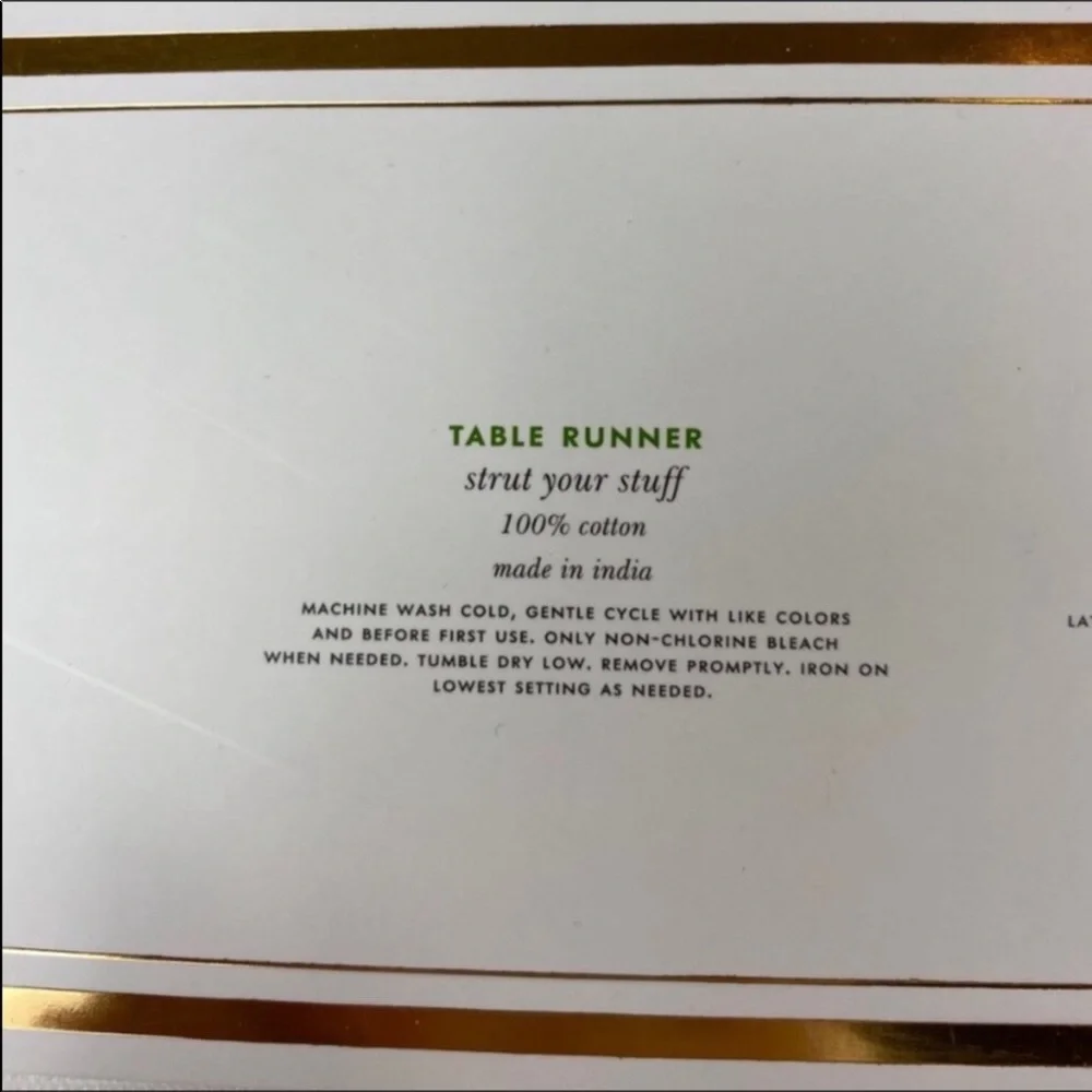 Kate Spade Flamingo Strut Your Stuff Table Runner New! - Picture 7 of 8